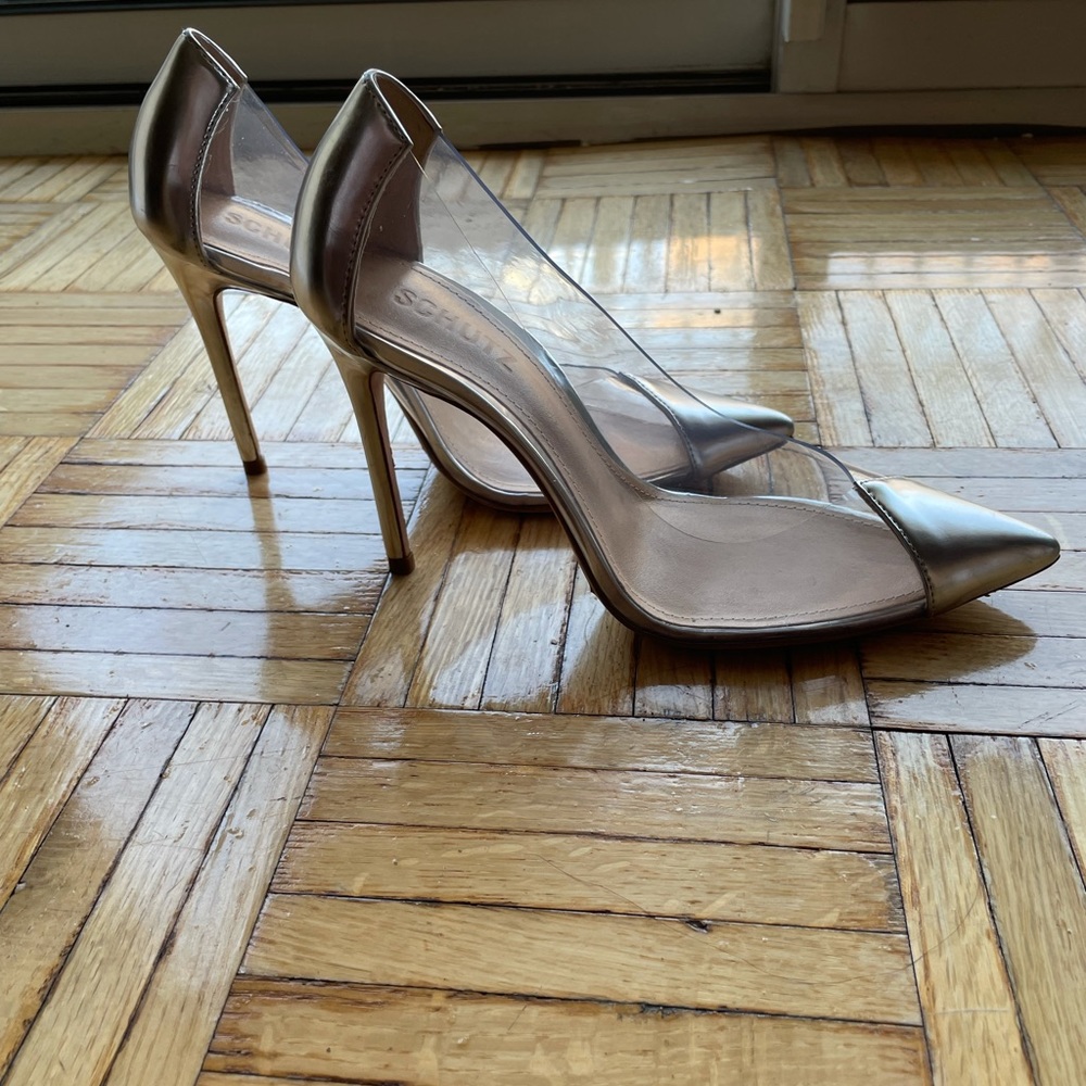 Schutz Silver/Clear Pump